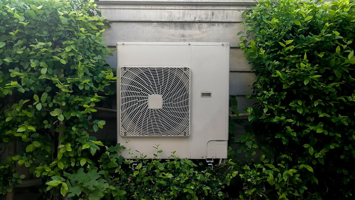 closeup heat pump summerfield