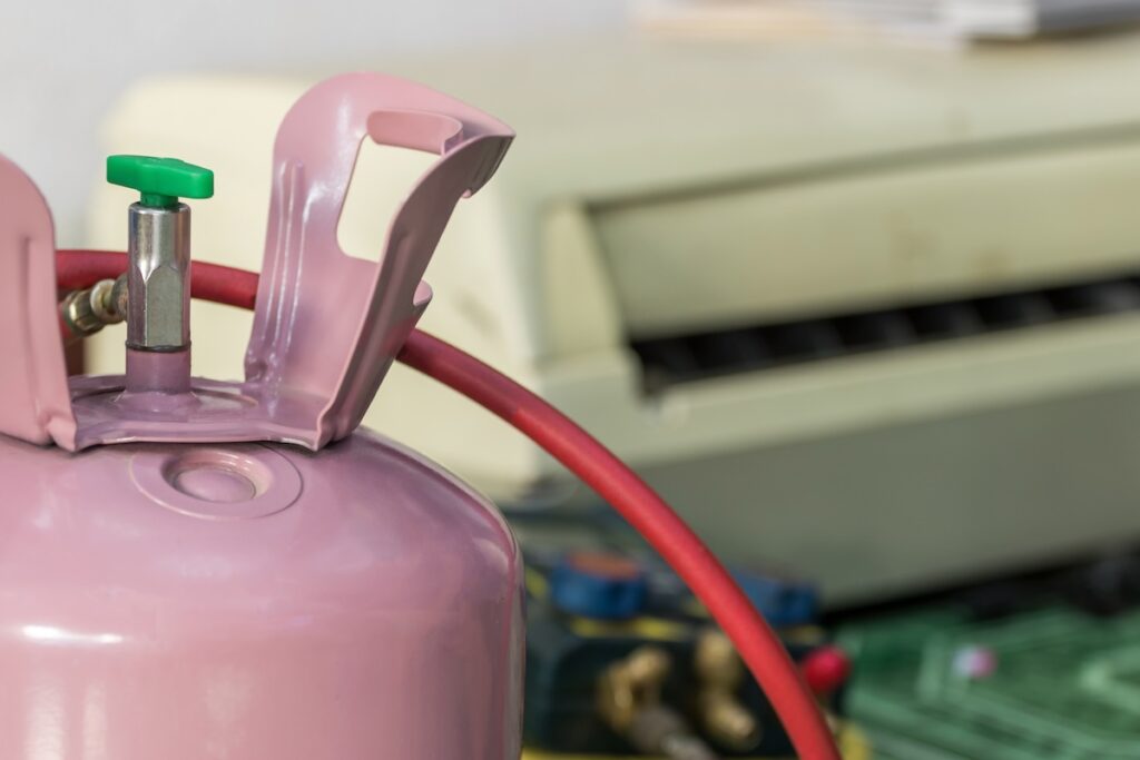 ac refrigerant Refrigerant for air conditioning filling